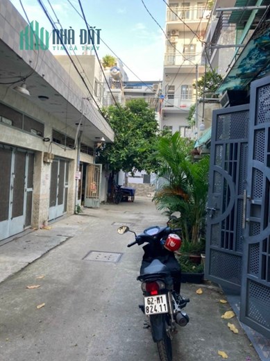 Chính chủ cho thuê nhà nguyên căn hẻm xe hơi - 1041 Trần Xuân Soạn Q7. Lh:0945857249