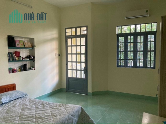 Chính chủ cho thuê nhà nguyên căn hẻm xe hơi - 1041 Trần Xuân Soạn Q7. Lh:0945857249