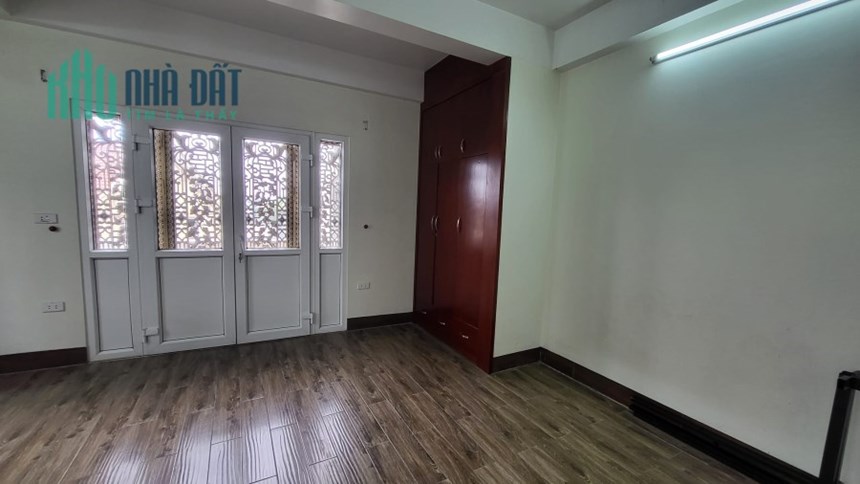 Bán nhà 55m2 phố Âu Cơ, Tây Hồ Gara Ô tô tránh 7 phòng Kinh doanh siêu đỉnh 6.9 Tỷ