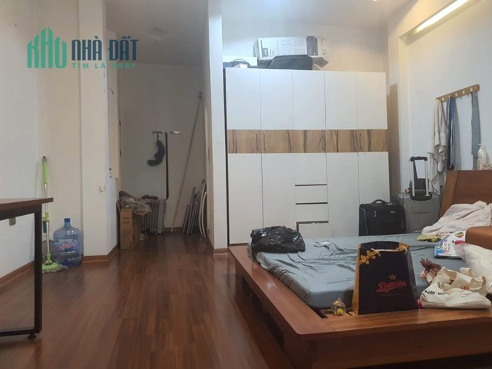 Bán căn nhà 54m2 phố Âu Cơ, Tây Hồ Gara Ô tô Vỉa hè 2m Kinh doanh đa dạng 6.5 Tỷ