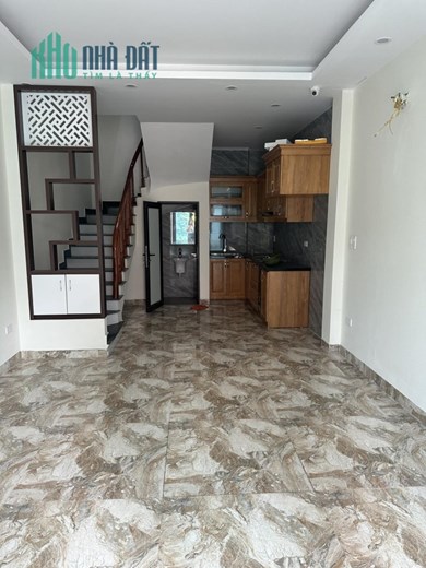Bán căn nhà 55m2 phố Âu Cơ, Tây Hồ Gara Ô tô 7 chỗ Vỉa hè Kinh doanh Sầm uất 6.9 Tỷ