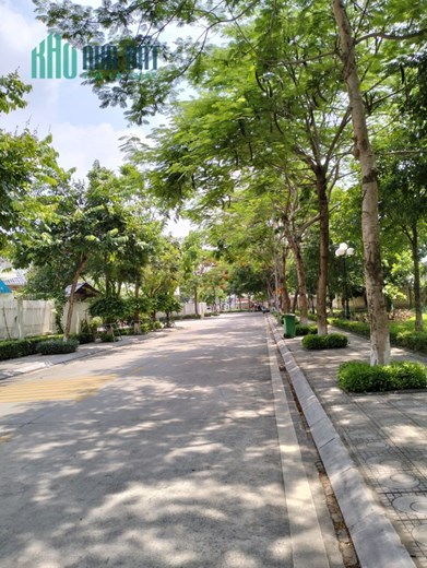 Có KĐT nào mà giá lại chưa tới 100tr/m2 không ạ./  Chỉ có thể là Geleximco – Lê Trọng Tấn