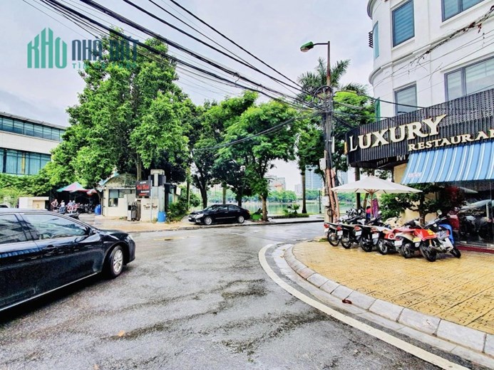 Bán nhà mặt phố Trấn Vũ, View hồ, Kdoanh, Vị trí đắc địa, 148m2, MT 12m, 55 tỷ