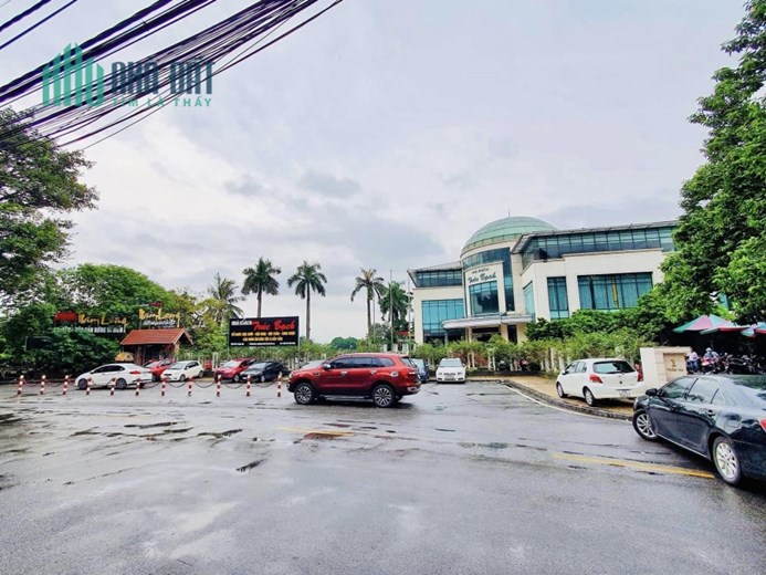 Bán nhà mặt phố Trấn Vũ, View hồ, Kdoanh, Vị trí đắc địa, 148m2, MT 12m, 55 tỷ