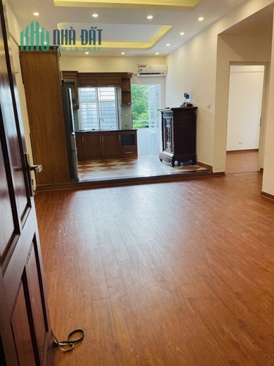 Chú nhờ bán hộ căn  Chung cư N04 Trần Quý Kiên- Dịch Vọng 65 m2  tổng 2 ngủ giá  2.65 tỷ
