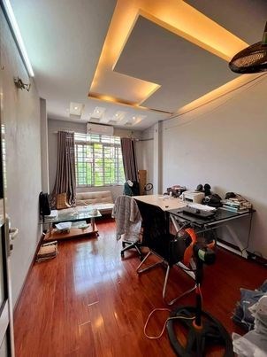 Bán nhà 68 Vạn Phúc, quận Hà Đông. Mặt Ngõ Ô tô Tránh, Kinh Doanh, Ở sướng