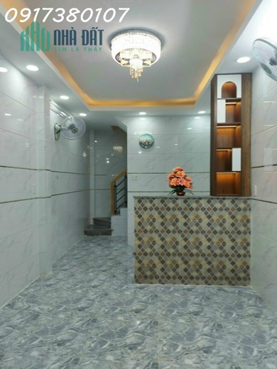 Bán nhà 2 lầu xây mới 3 phòng ngủ ,sang trọng tai đường lạc long quân phường 3 quận 11