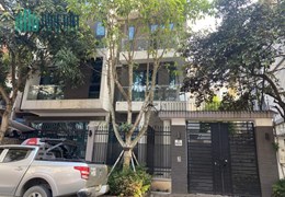 Bán biệt thự đơn lập KĐT Dịch Vọng, Mặt phố, Kdoanh, 200m2, MT 14m, 59 tỷ