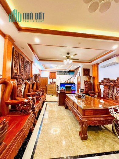 Bán Nhà Phố Ngọc Khánh, Khu Phân Lô Vip 106m2 Mặt Tiền 5m Giá Chỉ 18,8 Tỷ