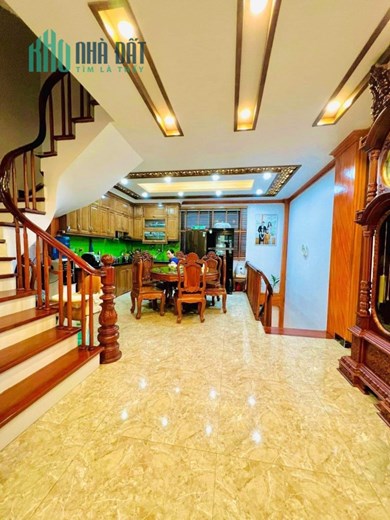 Bán Nhà Phố Ngọc Khánh, Khu Phân Lô Vip 106m2 Mặt Tiền 5m Giá Chỉ 18,8 Tỷ