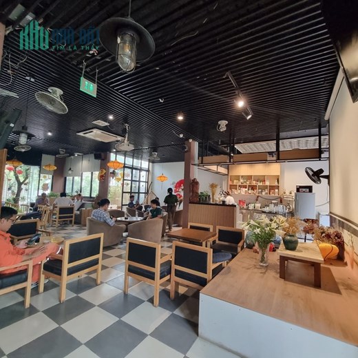 Bán Nhà Mặt Phố Huỳnh Thúc Kháng, 84m2 Lô Góc Đẹp Nhất Phố 3 Mặt Thoáng