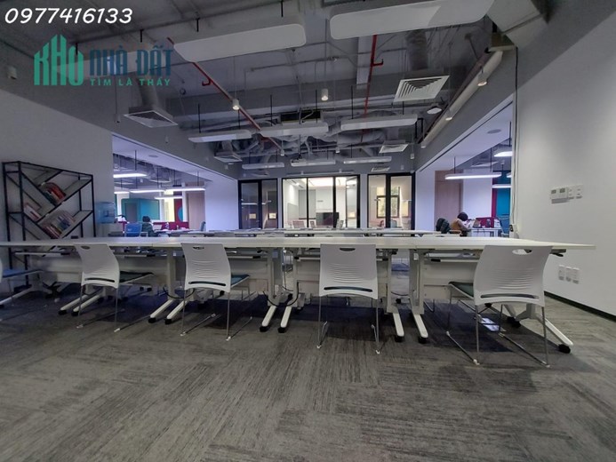 Bán tòa Building văn phòng 8 tầng, Cầu Giấy, có hầm, vỉa hè 6m, DT 130m2. Giá: 46 tỷ