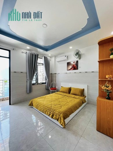 Nhà 2 mặt tiền, 3 tầng BTCT, hẻm thông, ngay chợ Gò Vấp