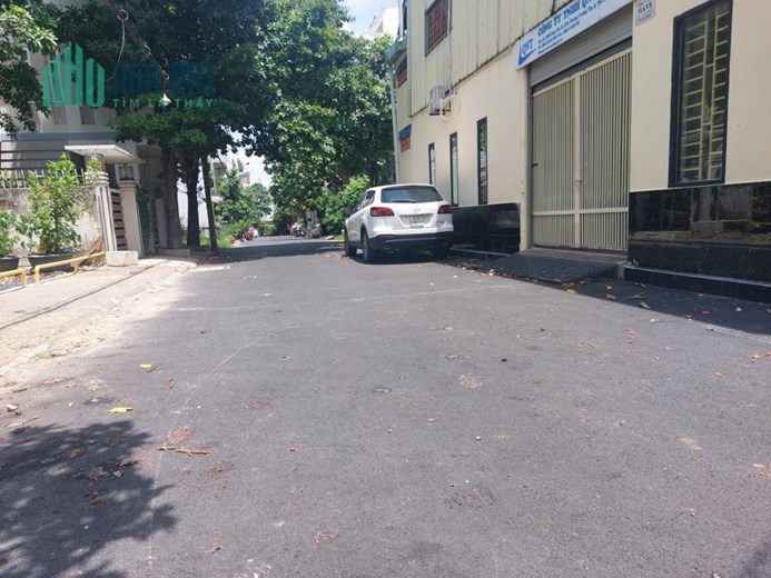 Bán Gấp Nhà 50m2 3 Tầng đúc HXH Võ Văn Ngân,Linh Chiểu Thủ Đức ,SHR chỉ 2 tỷ hơn