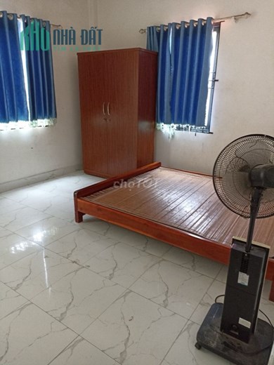 Cho thuê nhà 42m2, 2,5 tầng, 3 phòng ngủ , 2 phòng vệ sinh tại Xã Hữu Hoà,Thanh Trì