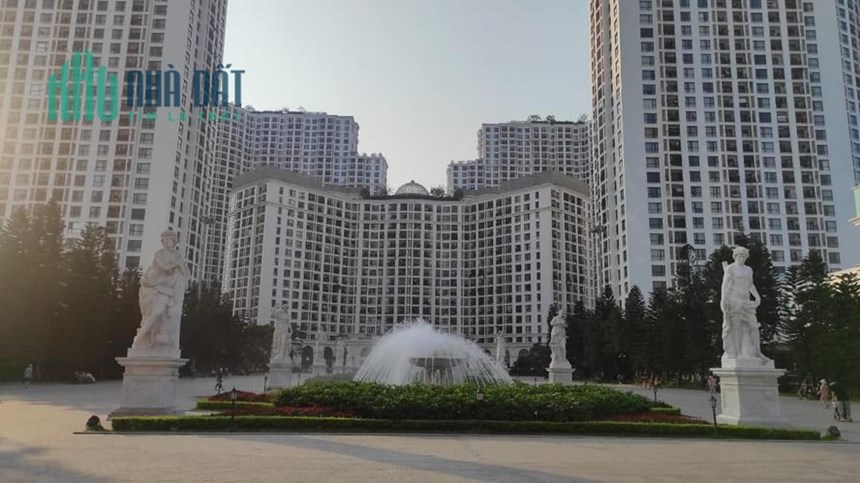 GẤP: CC cao cấp Royal City Thanh Xuân, ban công  Đông Nam, 103m2, 3 ngủ sáng, tầng cao, nhỉnh 6 tỷ