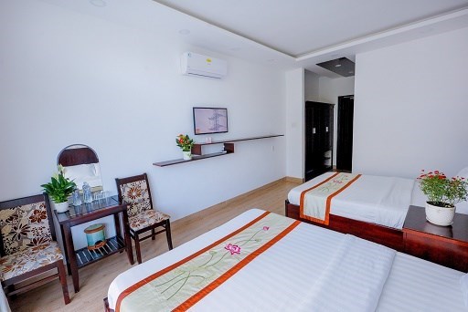 Sắp đi định cư nước ngoài CHÍNH CHỦ BÁN Khách Sạn đang kinh doanh rất hiệu quả Vị Trí Đắc Địa bật