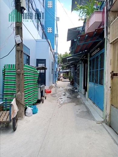 Nhà thuê  căn góc 3Tầng (nở hậu) sát Mt Tuy Lý Vương P12Q8