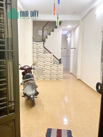 Nhà bán hẻm 184 đường Âu Dương lân P3Q8 - Giá : 4 Tỷ 250 Triệu (TL)