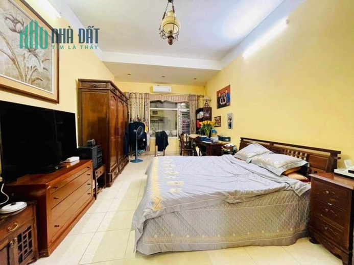 Bán nhà Nguyễn Trãi 5 tầng 46m2, lô góc chỉ 4 tỷ