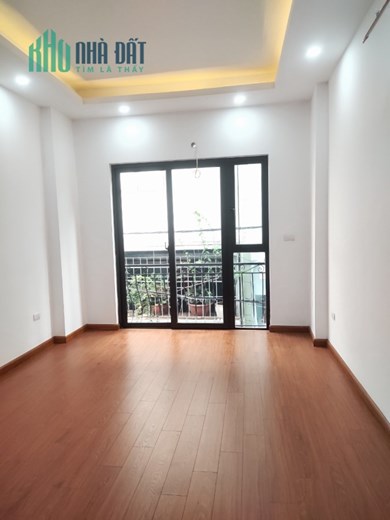 Bán nhà ngõ 38/23 Xuân La, Võ Chí Công, Tây Hồ dt 35 m2 x 5 t mới tinh giá 4 tỷ