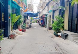 Nhà thuê hẻm thông Âu Dương Lân P3Q8 -  Giá : 8 Triệu / tháng