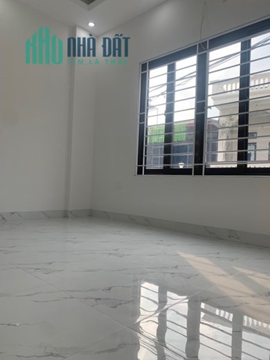 Bán nhà Xã Đàn 35m 5 tầng mặt tiền 5m có sẵn 3 ngủ sáng thoáng, oto cách 25m chỉ 3.15 tỷ
