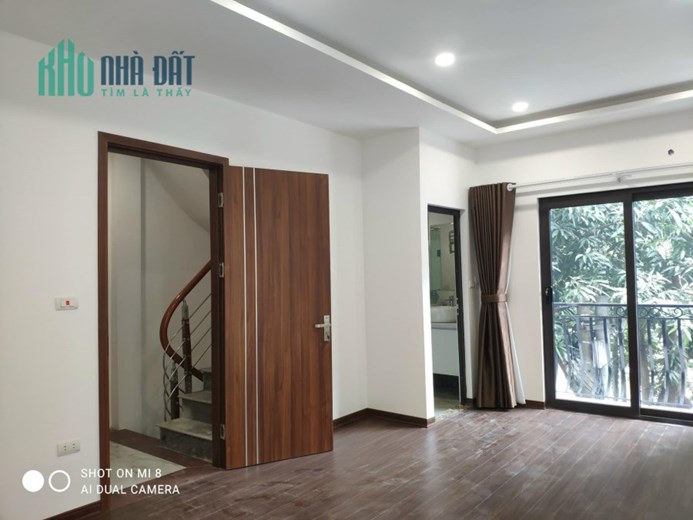Ở SƯỚNG: Thái Thịnh lô góc, ngõ thoáng, ô tô ngủ nhà, 8 tầng, sống chất giữa trung tâm Đống Đa