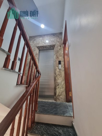 Bán nhà Tô Vĩnh Diện Thanh Xuân 31m2, 6T phân lô lô góc ô tô 7 chỗ vào nhà nhỉnh 7 tỷ