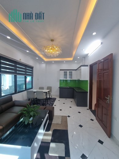 Bán nhà Tô Vĩnh Diện Thanh Xuân 31m2, 6T phân lô lô góc ô tô 7 chỗ vào nhà nhỉnh 7 tỷ