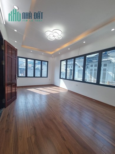 Bán nhà Tô Vĩnh Diện Thanh Xuân 31m2, 6T phân lô lô góc ô tô 7 chỗ vào nhà nhỉnh 7 tỷ