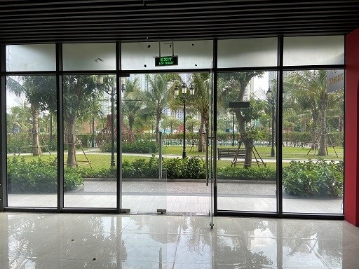 Tôi là chính chủ cho thuê căn Shophouse chân đế tại ngay tòa S4 khu Vinhome Smart City, Tây Mỗ -