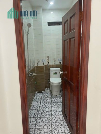 Cho thuê nhà CMT8 kế bên bệnh viện phụ sản - Quận Ninh Kiều- Cần Thơ