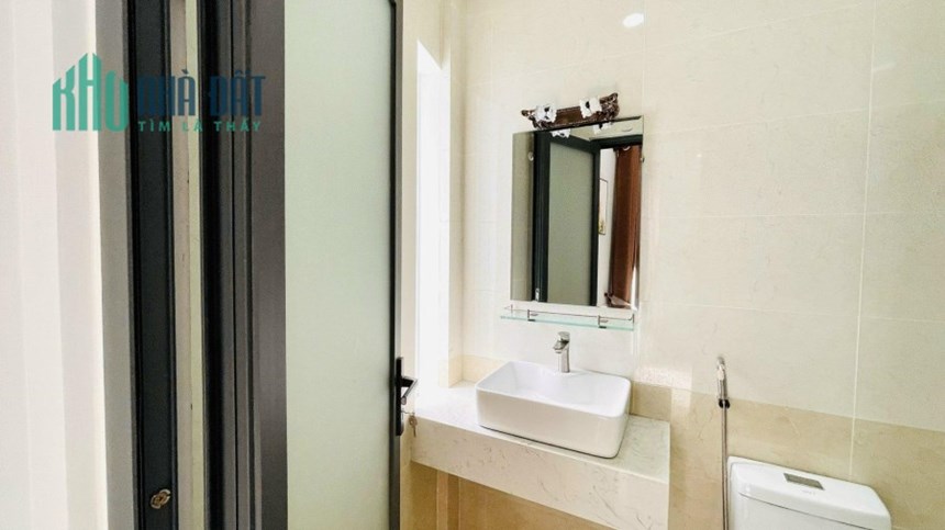 Cho thuê căn hộ FULL NỘI THẤT,gần trường Đại Học Văn Lang,Bình Thạnh