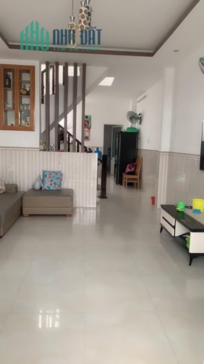 Bán nhà  DT:68,5m2, 3 phòng ngủ, gần chợ, trường học, xã Vĩnh Ngọc, Nha Trang,