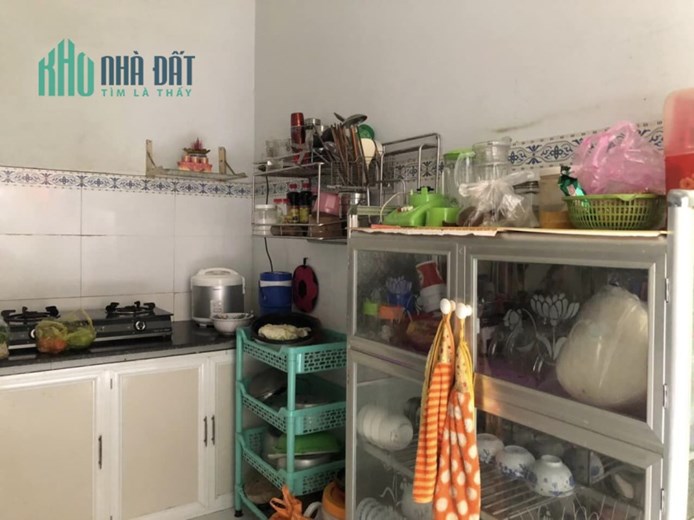 BÁN ĐẤT TẶNG NHÀ-100M2-CÁCH ĐƯỜNG LÊ LỢI, HÓC MÔN CHỈ 20M-HẺM 4M THÔNG RA SONG HÀNH.