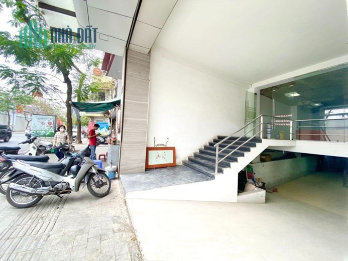 Bán nhà Trần đại nghĩa Vỉa hè - Kinh doanh 60m2*8 Tầng Thang máy MT5m giá 22.9 Tỷ