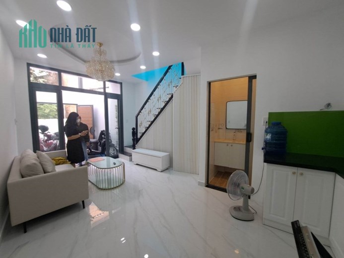 Bán nhà đường Chu Văn An quận Bình Thạnh diện tích 28 m2 giá thương lượng