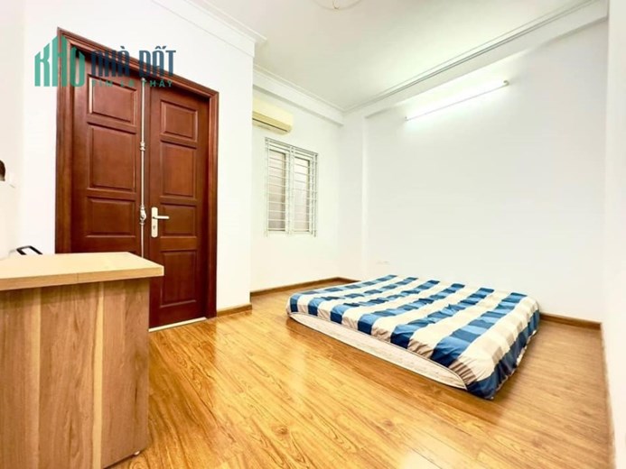 Bán nhà Thanh Lân - Hoàng Mai 35m2*4 Tầng giá 3.05 Tỷ