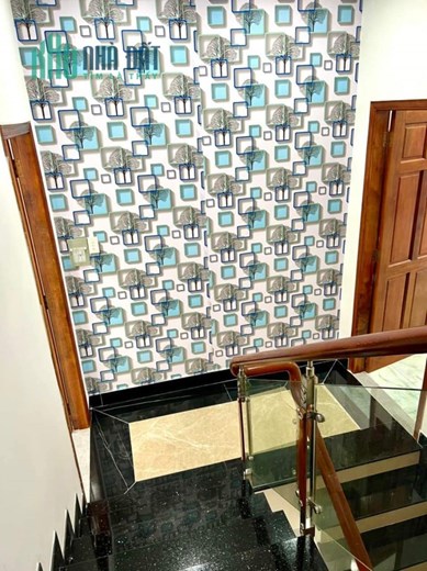 BÁN NHÀ ĐẸP BÌNH TÂN, MẶT TIỀN KINH DOANH , ĐƯỜNG NHỰA 8M CÓ LỀ, 5 TẦNG, 4 x 17M , NHỈNH 6TỶ