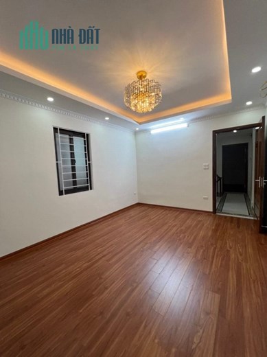 Bán nhà Lĩnh Nam nhà mới 33.8m2*5 Tầng giá 3.15 Tỷ