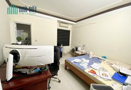 Bán nhà phố Hoàng Ngọc Phách, diện tích 61m 3 tầng. ngõ ô.tô, GIÁ 3.95 tỉ