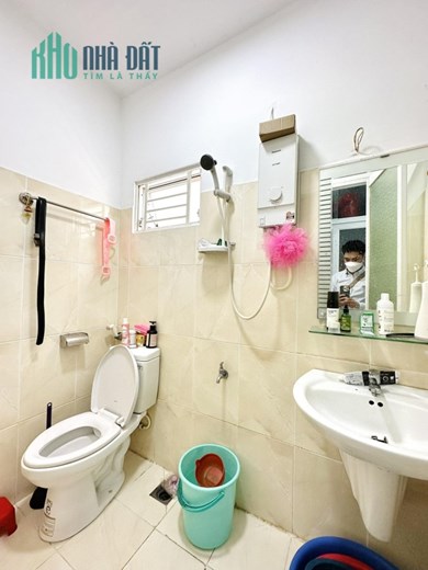 HẺM XE HƠI TRÁNH LÊ VĂN SỸ PHÚ NHUẬN - DT 42M2 - 3 tầng mới ĐẸP - GIÁ CHỈ 4 TỶ xxx