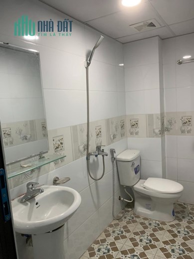Riêu rẻ, QUAN NHÂN chỉ 4 tỷ, nhà 5 tầng, 45m2 , mặt ngõ