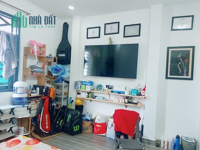 Bán Nhà Cách Mạng Tháng CMT8 Tân Bình, 40m2x 2 tầng, Hẻm Thoáng, Sổ đẹp, Chỉ 3 Tỷ