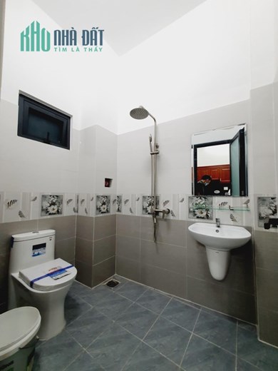 NHÀ MỚI XÂY 3 TẦNG, XE HƠI NGỦ TRONG NHÀ, GẦN ĐẶNG VĂN BI, THỦ ĐỨC, GIÁ CHỈ 5.5 TỶ