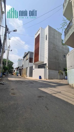 Nhà mới ở ngay khu phân lô Hẻm 109 Đường số 8 Linh Xuân 52m chỉ 4 tỷ hơn