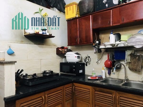 Bán nhà Điện Biên Phủ, Phường 17, Quận Bình Thạnh, 30m2 x 2 Tầng, Cách Mặt Tiền 20m, Chỉ 2 Tỷ