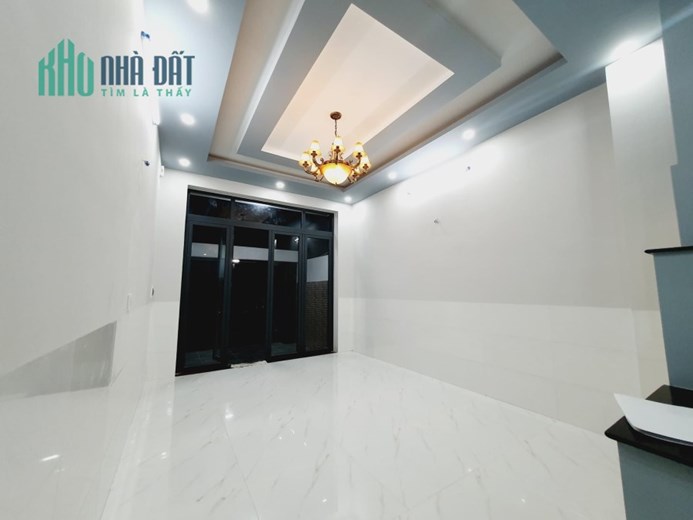 NHÀ MỚI XÂY 3 TẦNG, XE HƠI NGỦ TRONG NHÀ, GẦN ĐẶNG VĂN BI, THỦ ĐỨC, GIÁ CHỈ 5.5 TỶ