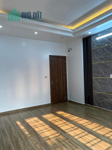 Chính Chủ Bán Nhà mặt tiền phan văn trị giá rẻ 3 tỷ 1